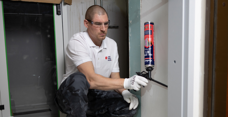 quand-et-pourquoi-utiliser-de-la-mousse-coupe-feu